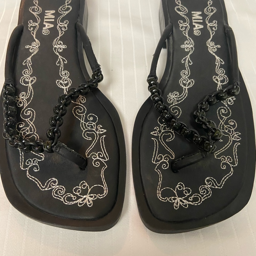 MIA Thong Sandal Size 6 with Beaded Straps & Beautiful Design Stitching…